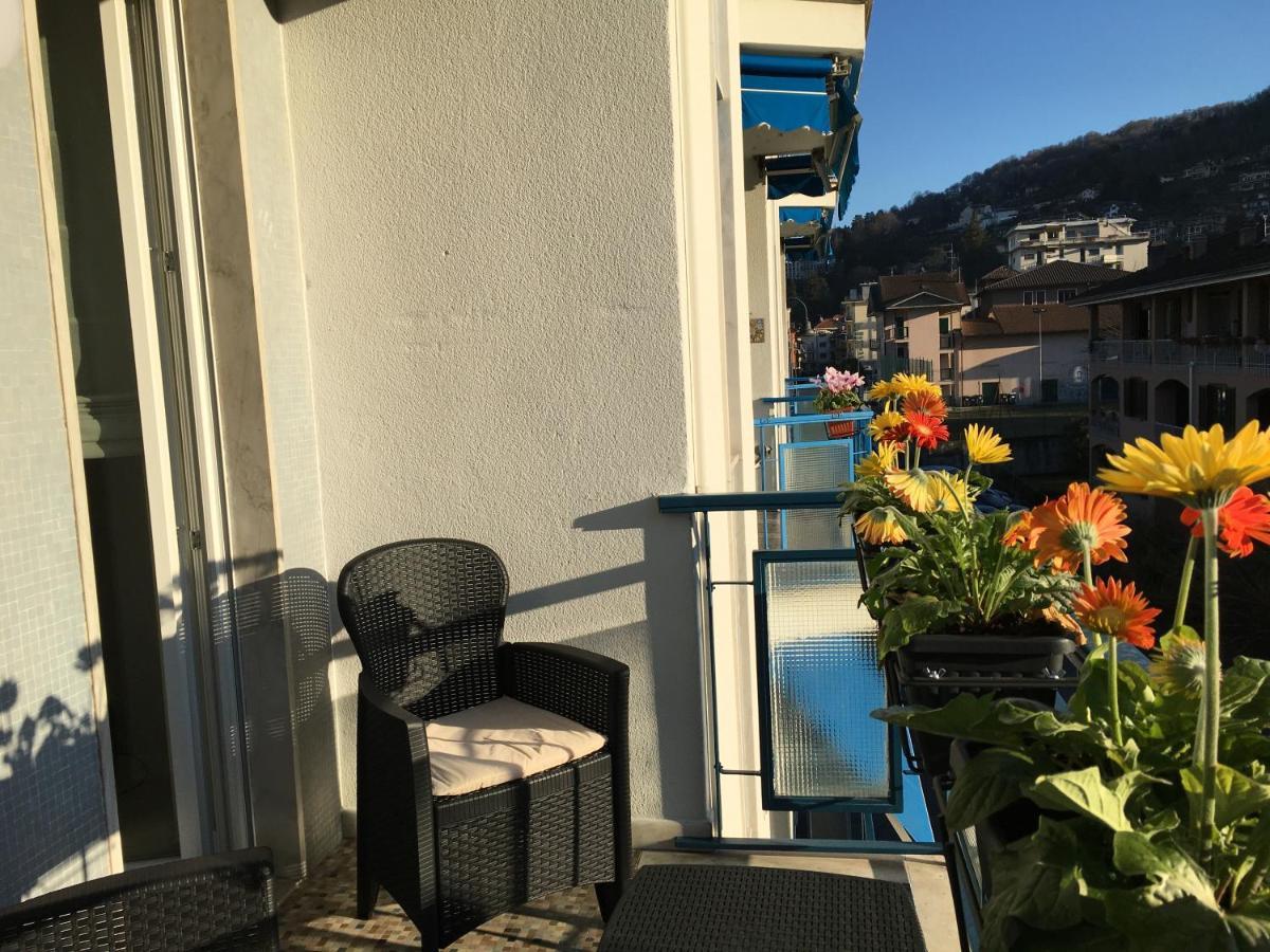 A Casa Di Chiara 2 Apartment Stresa Luaran gambar